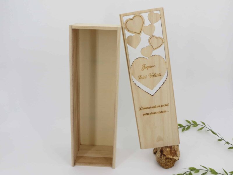 Boite à vin ~ Envolée de cœurs
