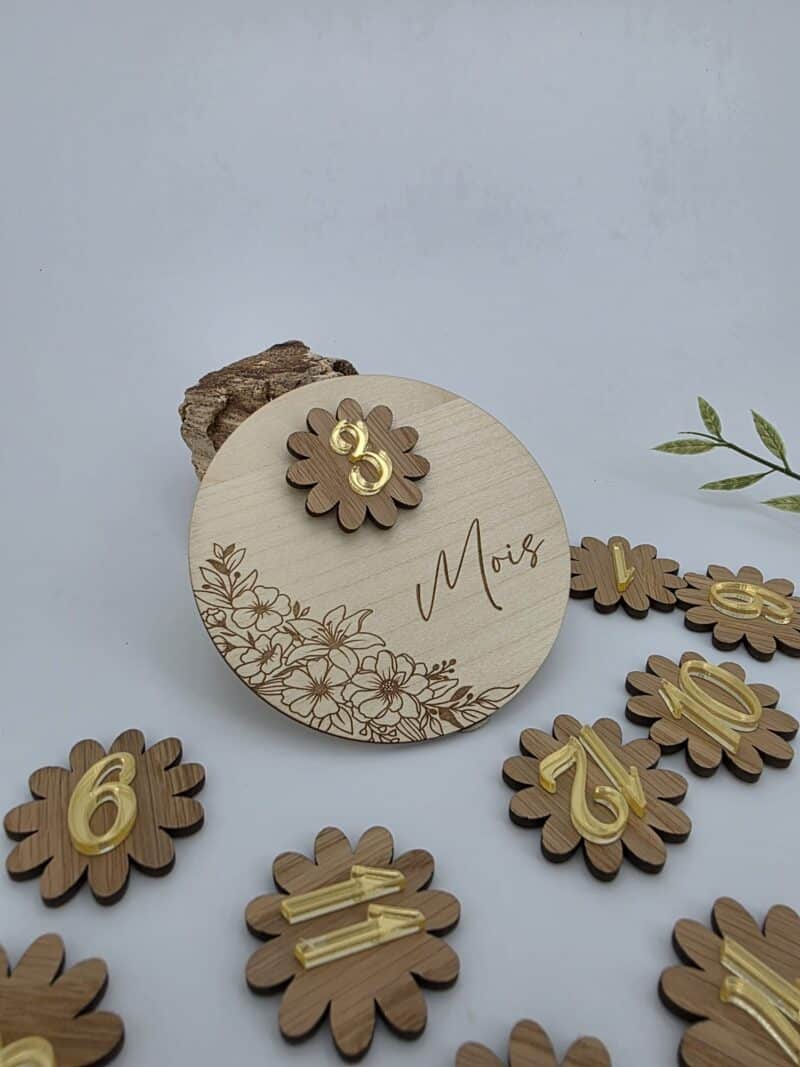 Cartes étapes en bois + Médaillon magnétique en 3D