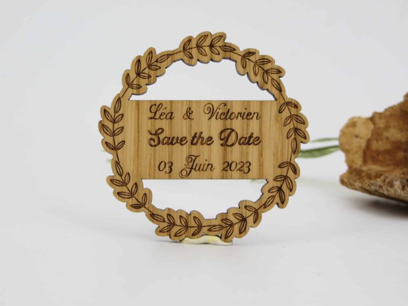 Save the date en bois - Autour De Nous Créations